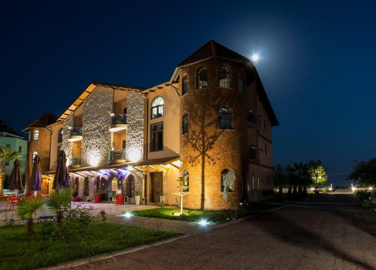 Rambuje 3*